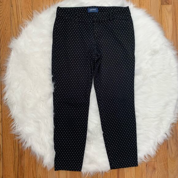Old Navy black and white patterned pixie pants - Picture 1 of 8
